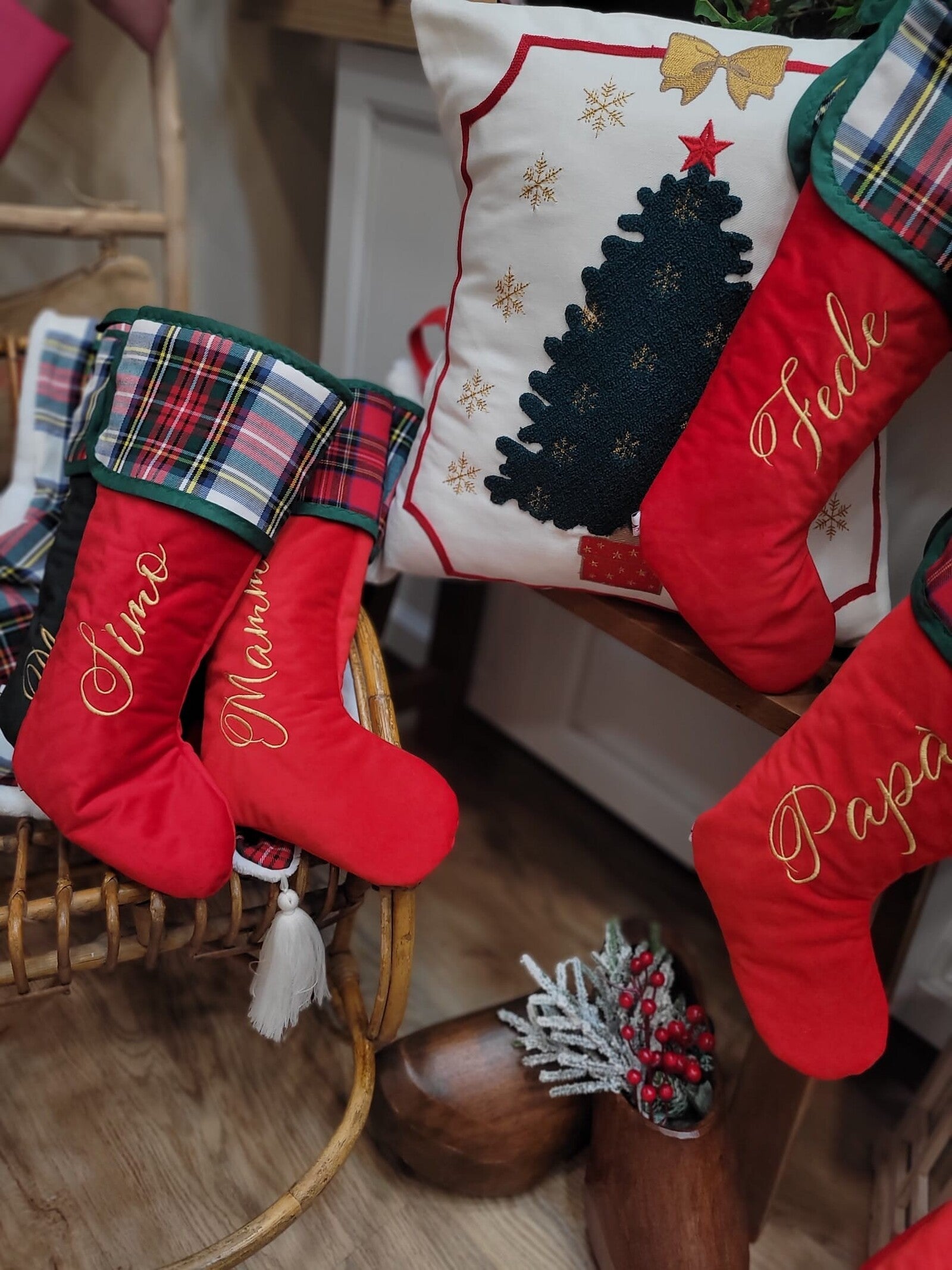Calza di Natale in velluto e tartan con nome