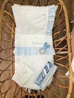 Lenzuolino con rouche in plumetis