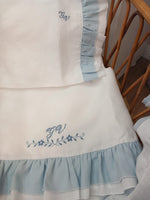 Lenzuolino con doppia rouche in lino