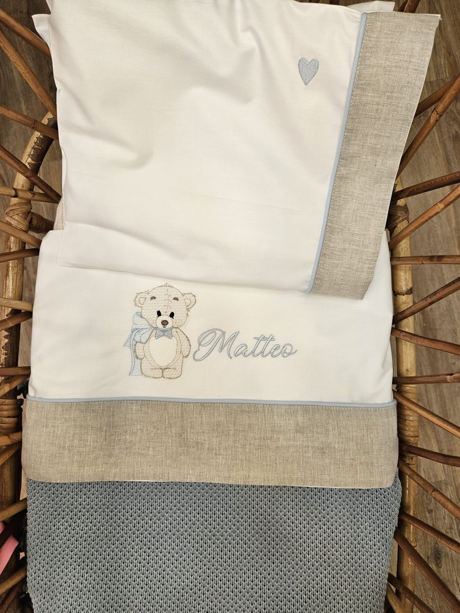 Lenzuolino personalizzato con fascia in lino