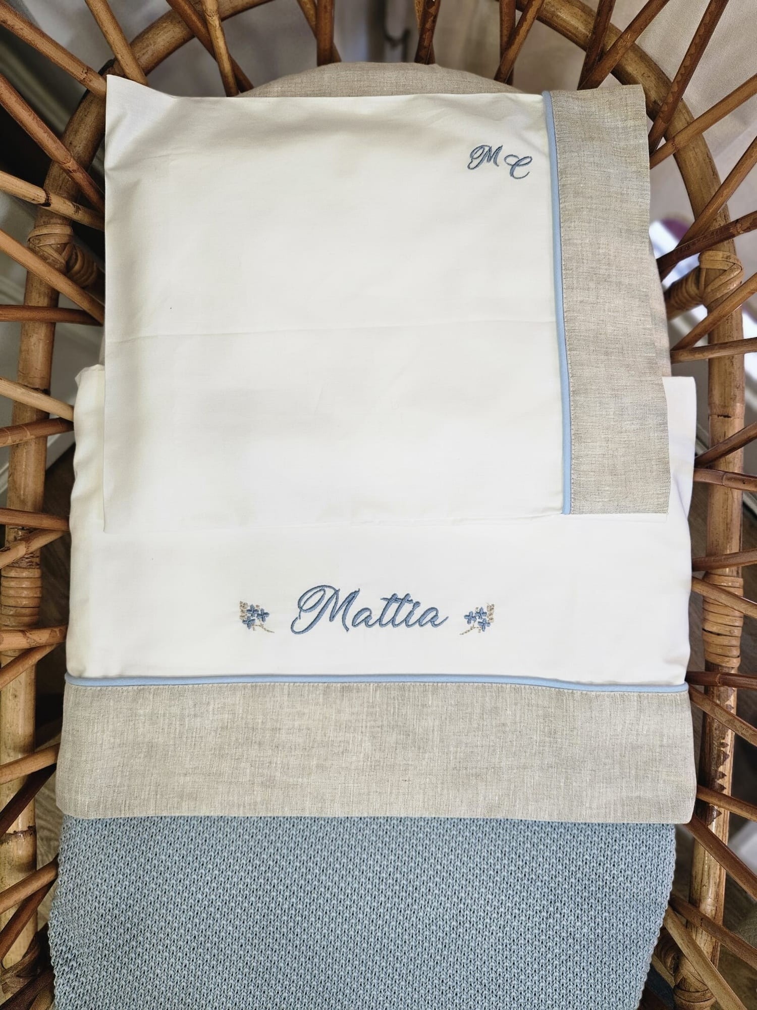 Lenzuolino personalizzato con fascia in lino