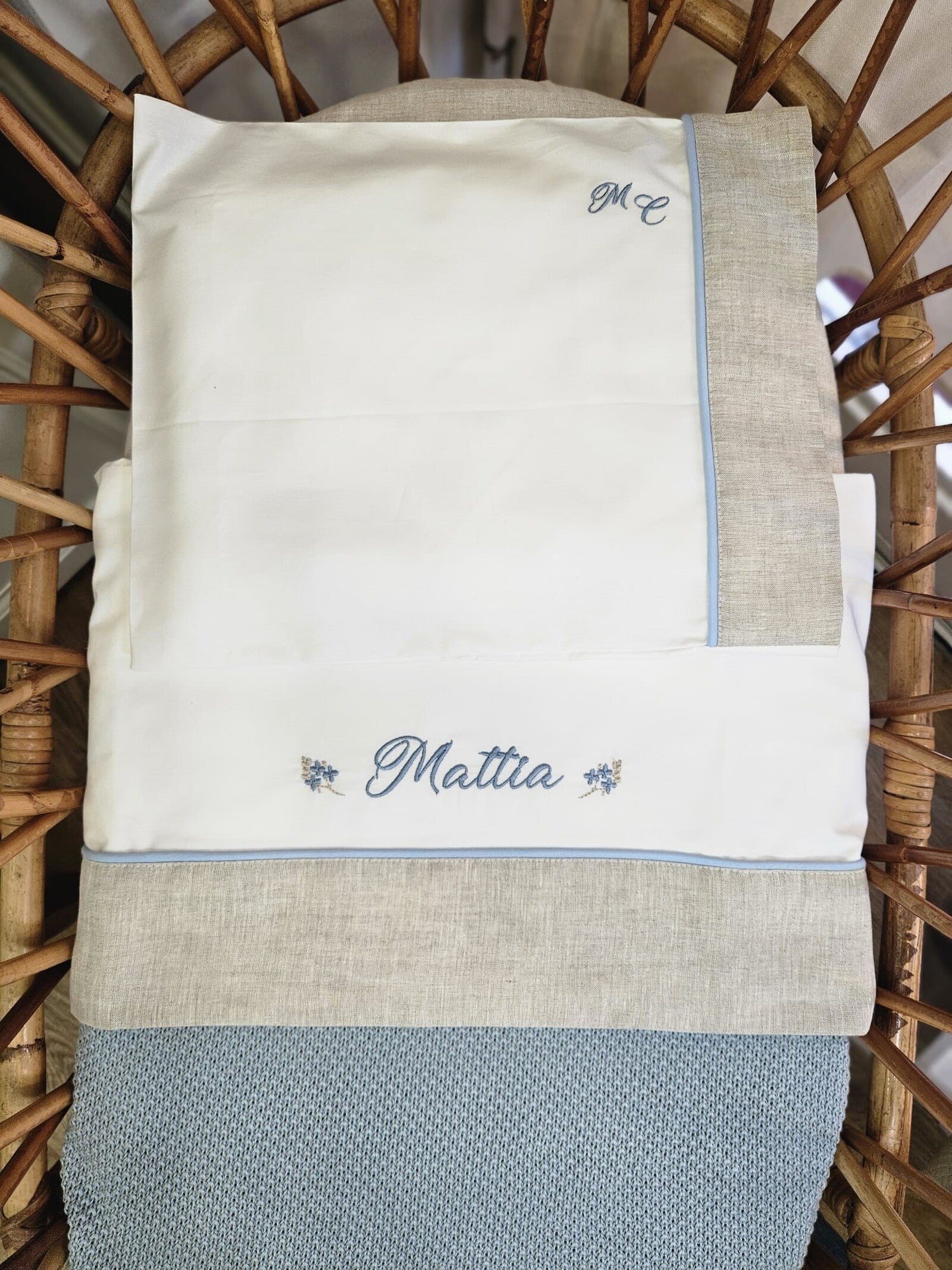 Lenzuolino personalizzato con fascia in lino