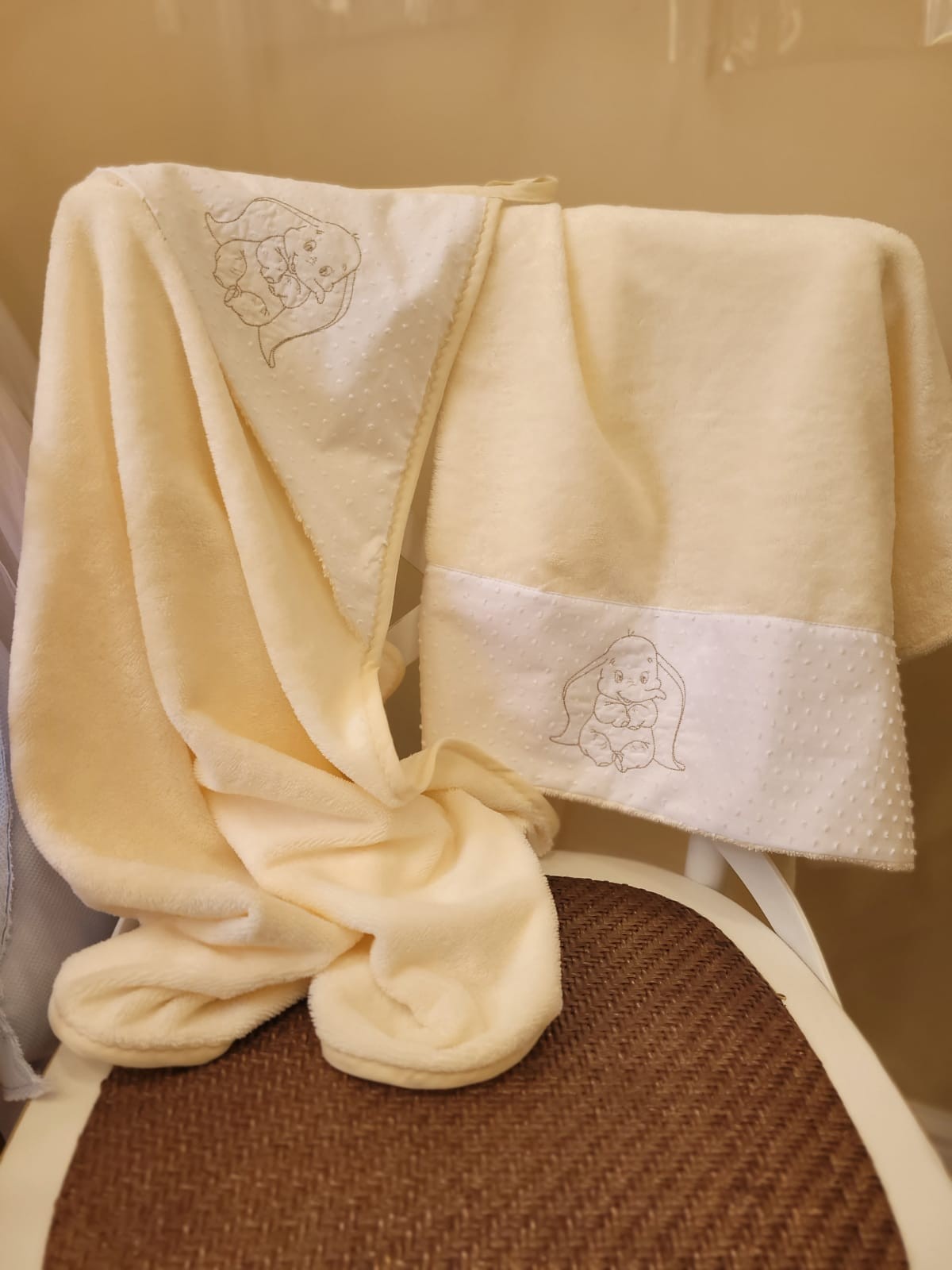 Coordinato in spugna di bamboo, accappatoio e telo bagnetto