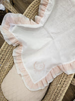 Quadrato in lino con doppia rouche