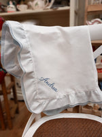 Quadrato in lino con doppia rouche