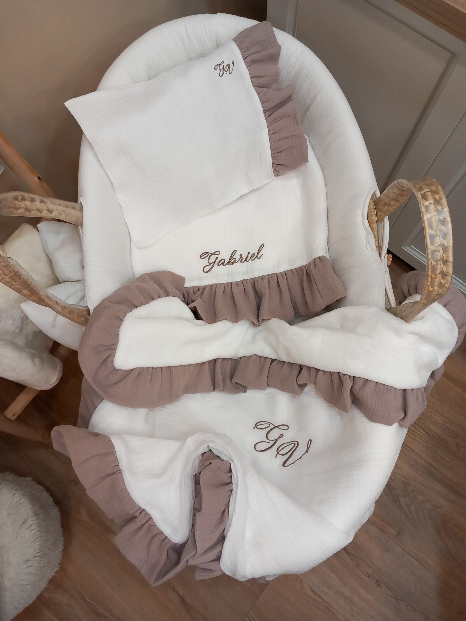 Copertina neonato in mussola con rouche