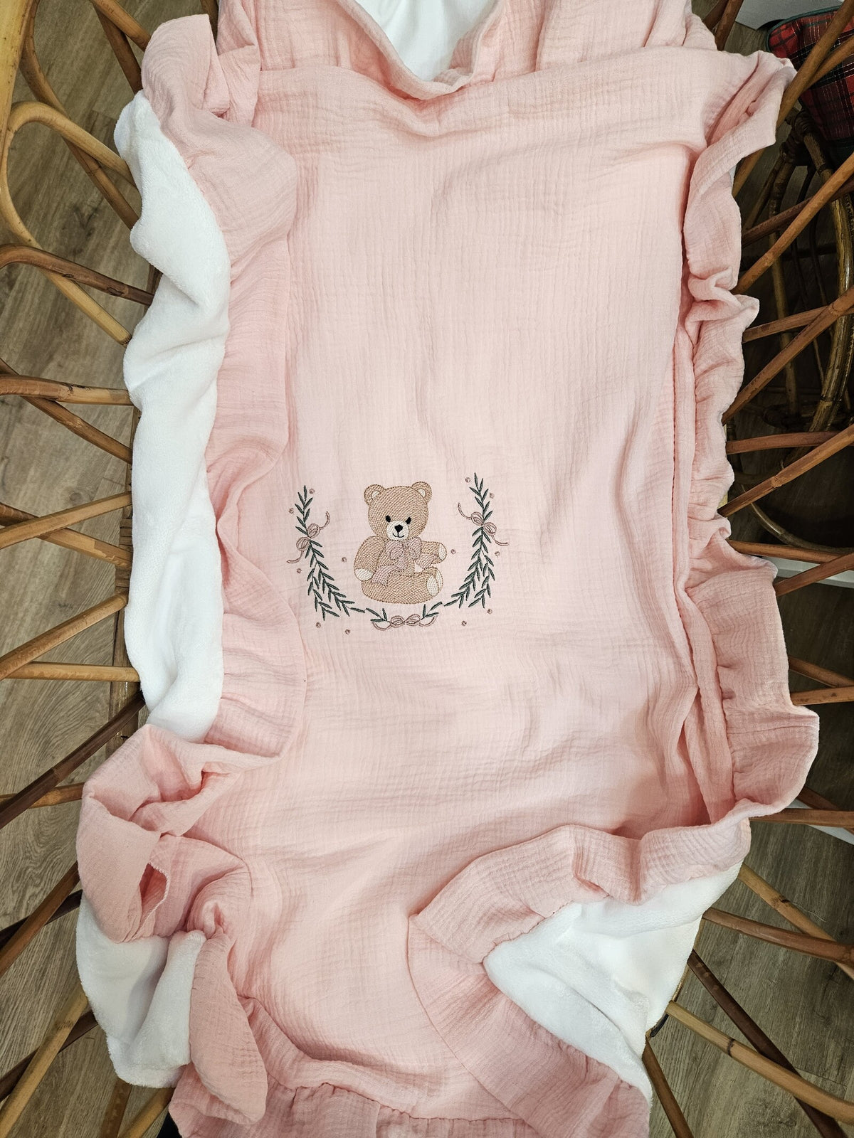 Copertina neonato in mussola con rouche