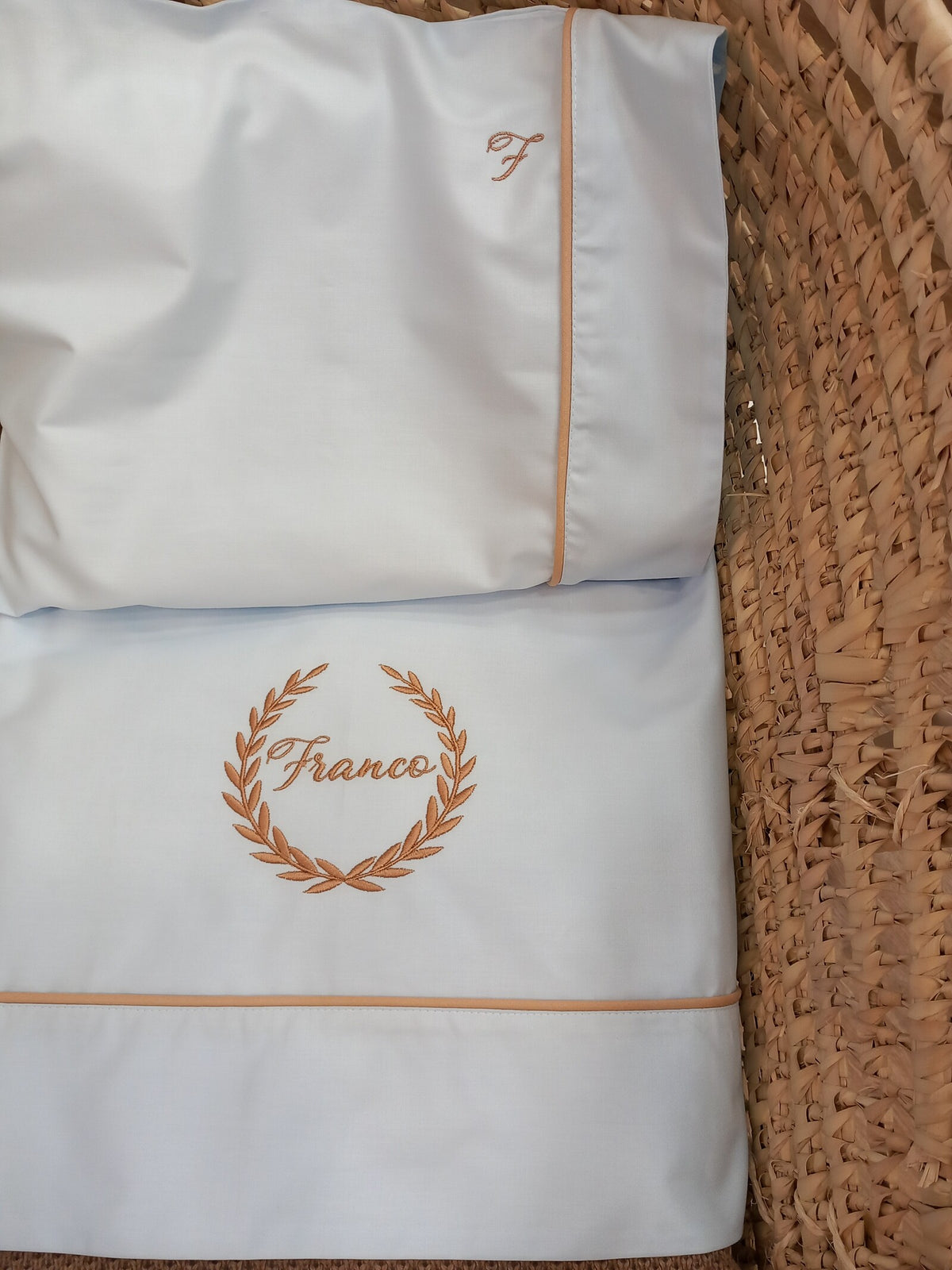 Lenzuolino colorato con profilo