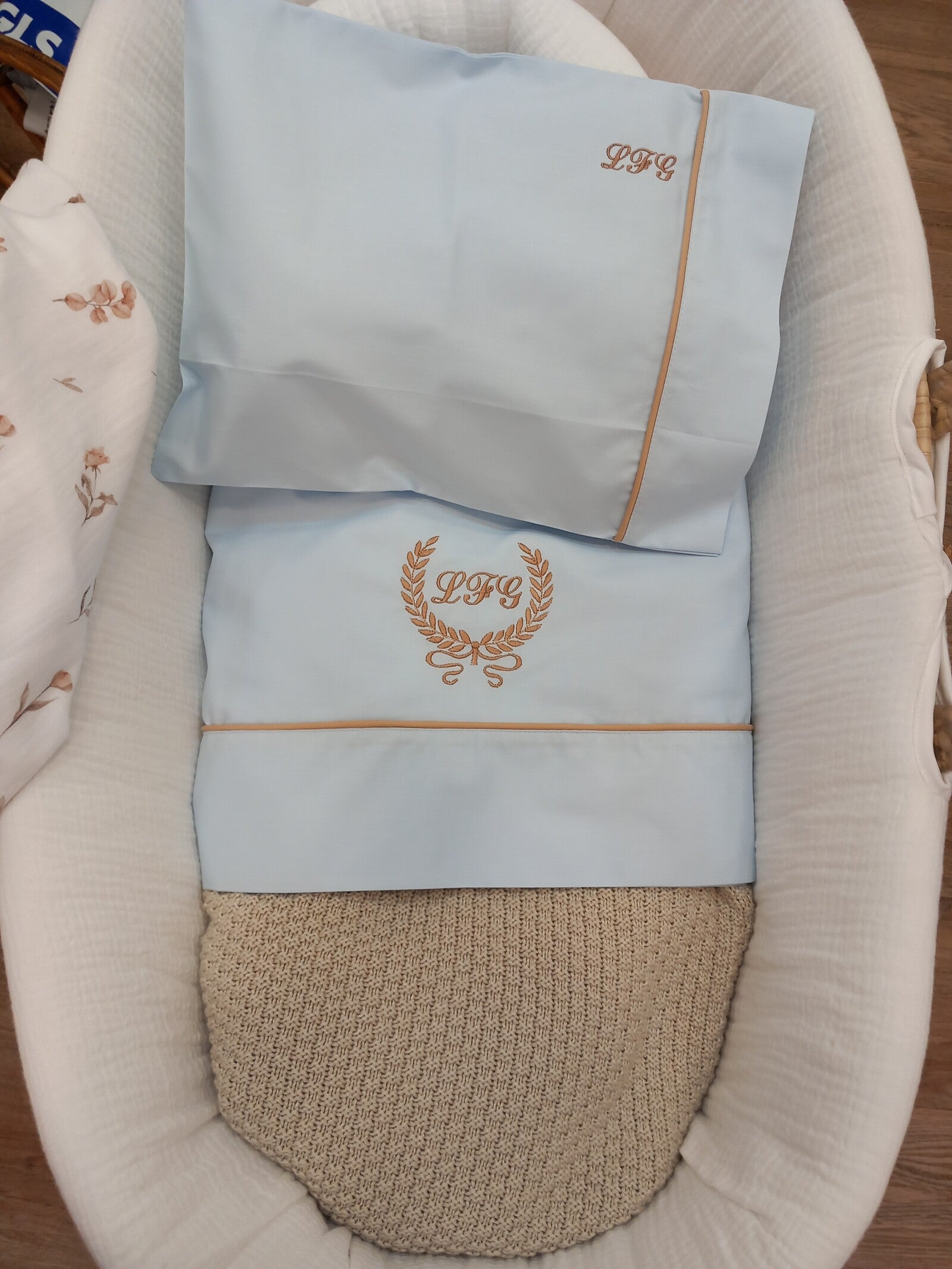 Lenzuolino colorato con profilo