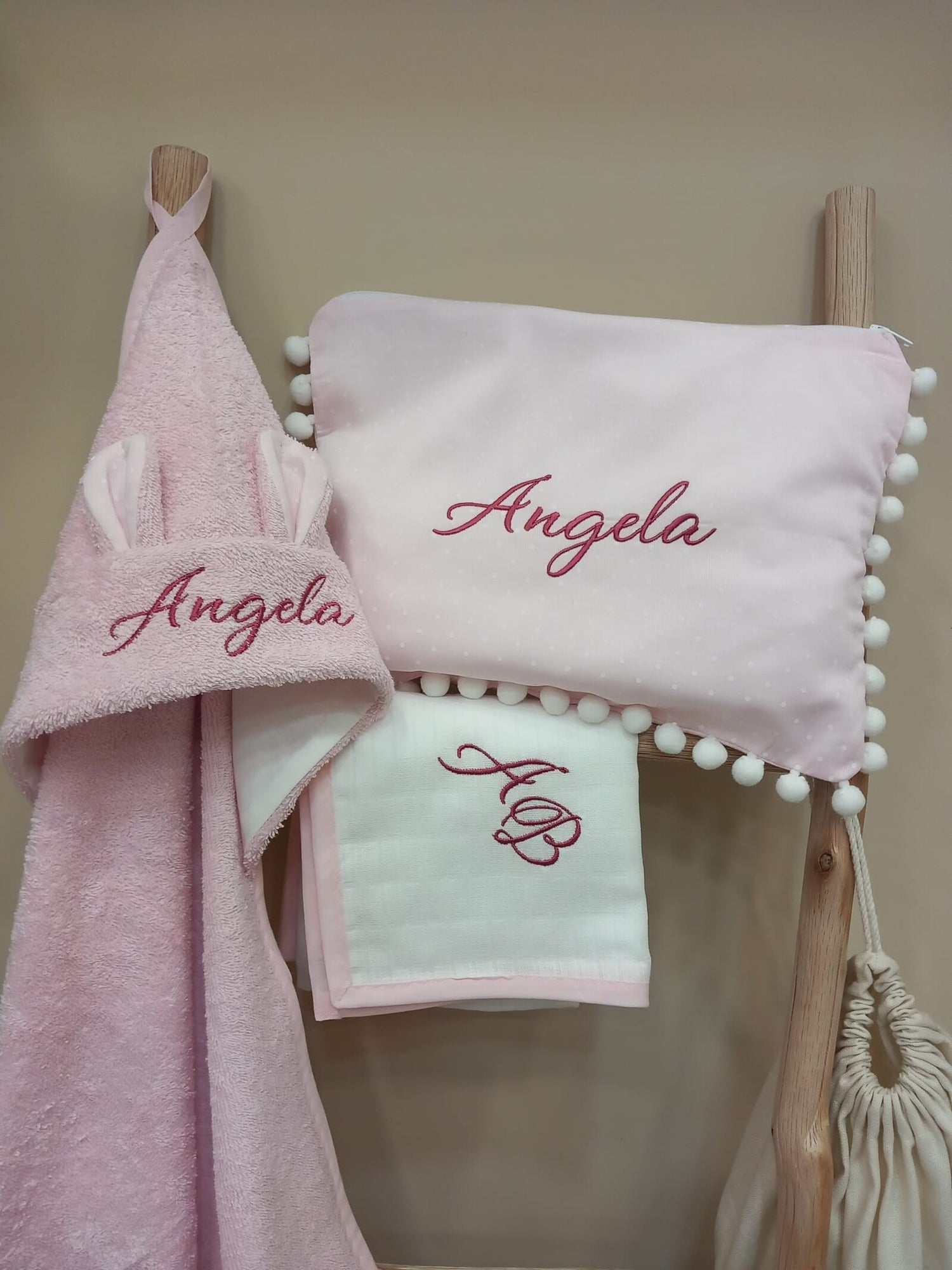 Coordinato bagno e cambio in spugna e piquè di cotone