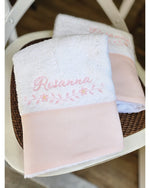 Coppia di asciugamani Baby Love in spugna e piquè nido d'ape