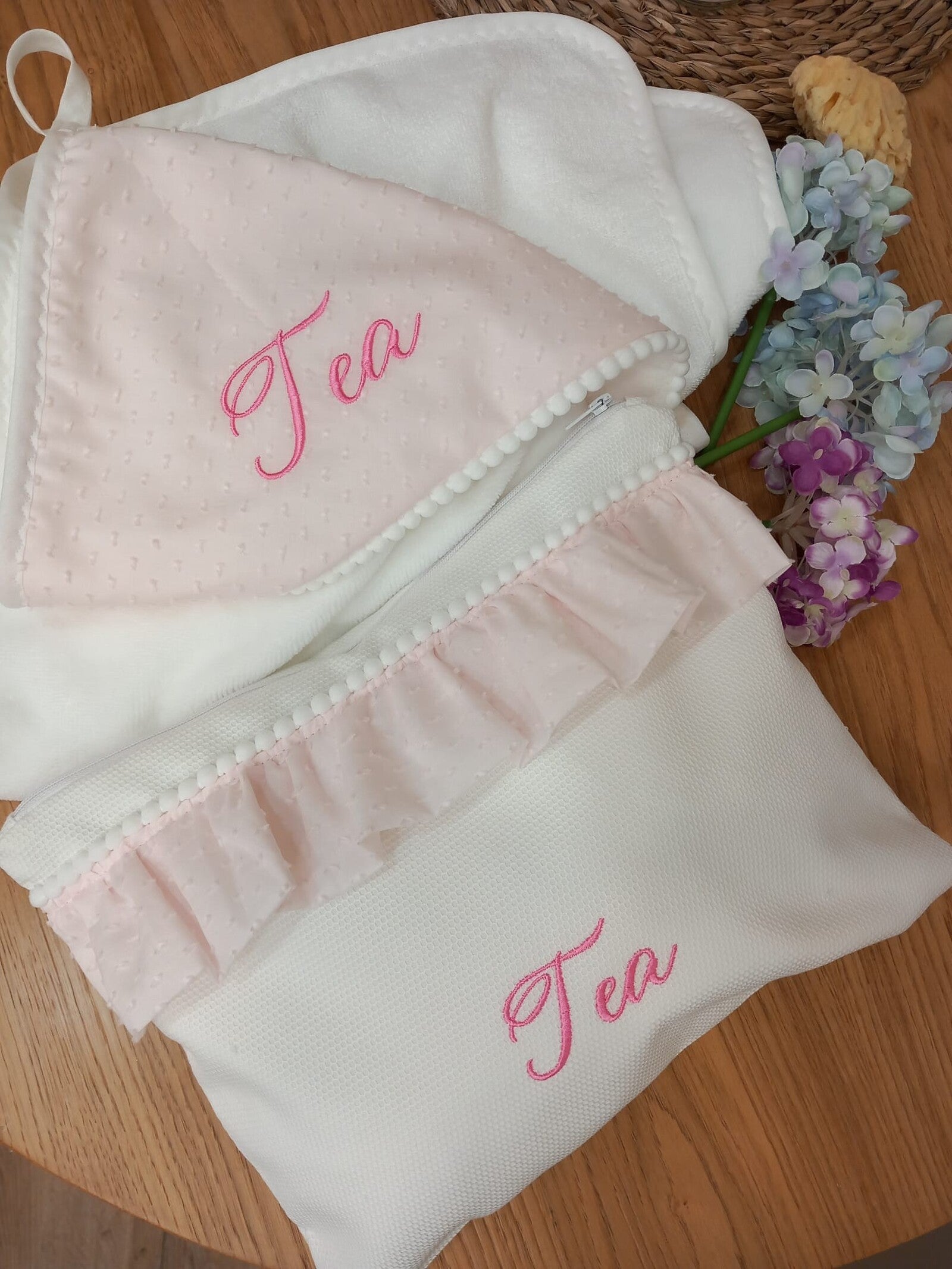 Coordinato bagnetto, accappatoio e borsello