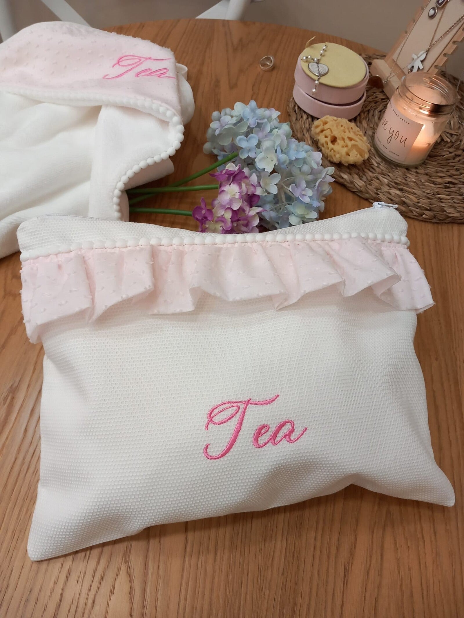 Coordinato bagnetto, accappatoio e borsello