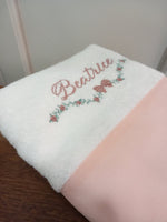 Asciugamani in spugna viso e ospite con fascia in lino