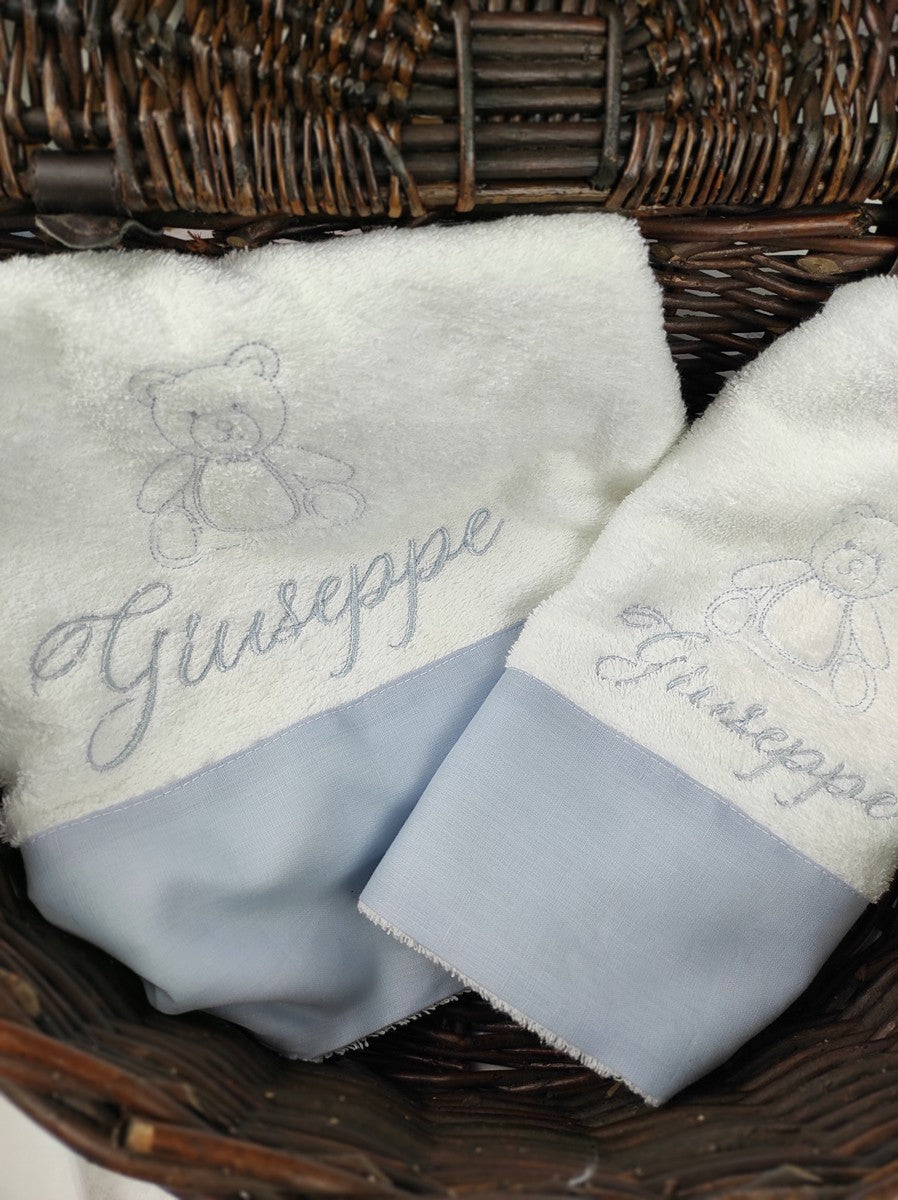 Asciugamani in spugna viso e ospite con fascia in lino