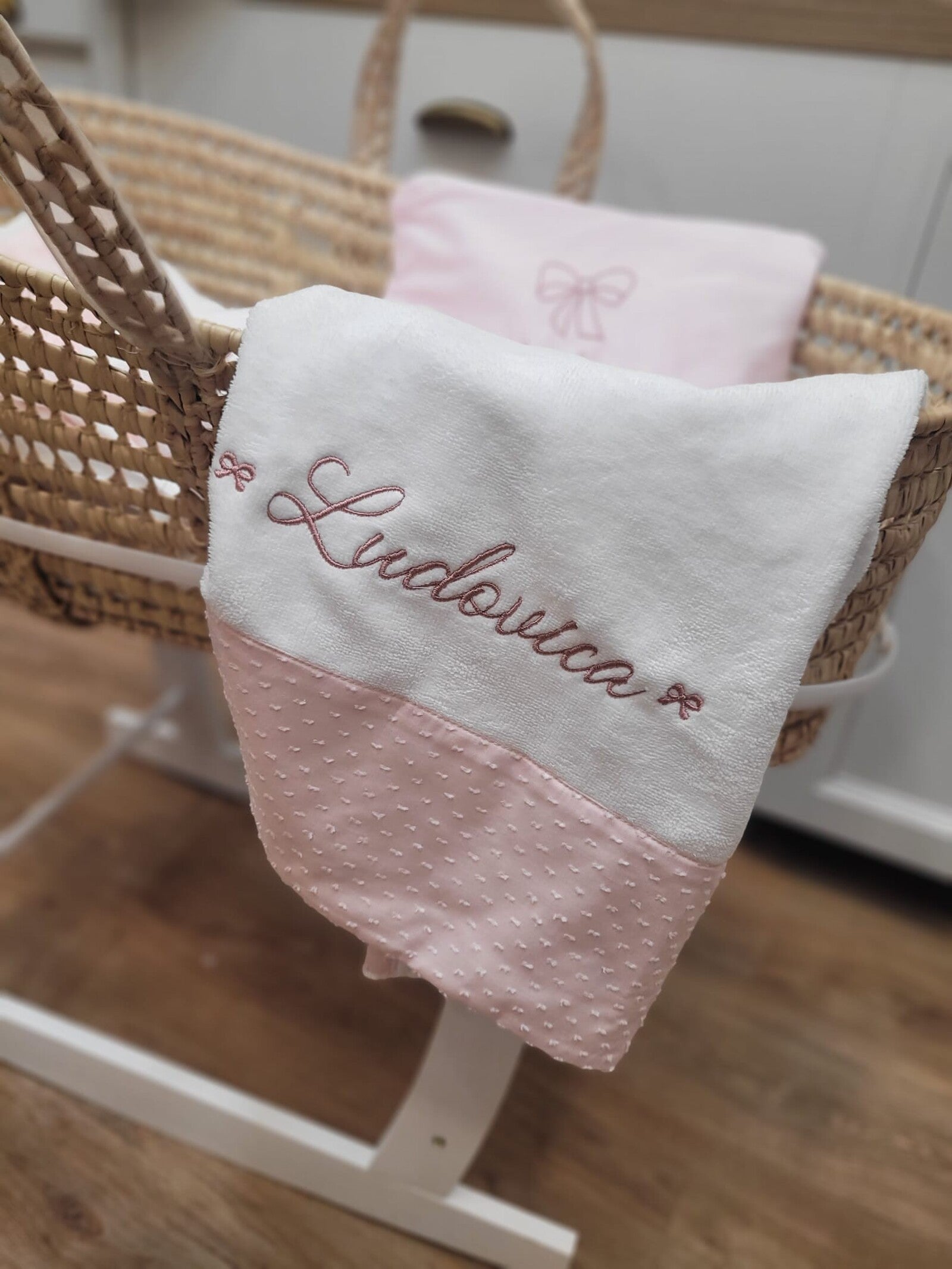 Coppia di asciugamani in spugna di bamboo e plumetis