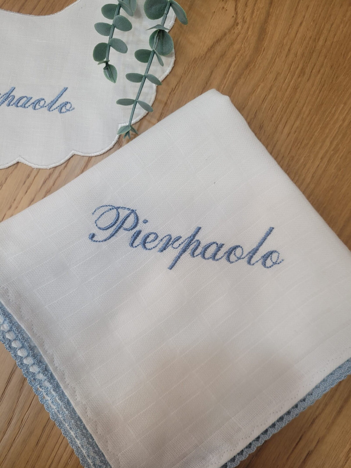 Quadrato in cotone con merlettino