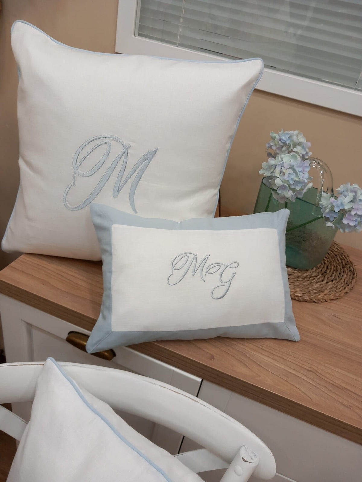 Cuscino Monogram in lino