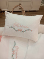 Cuscino decorativo in plumetis