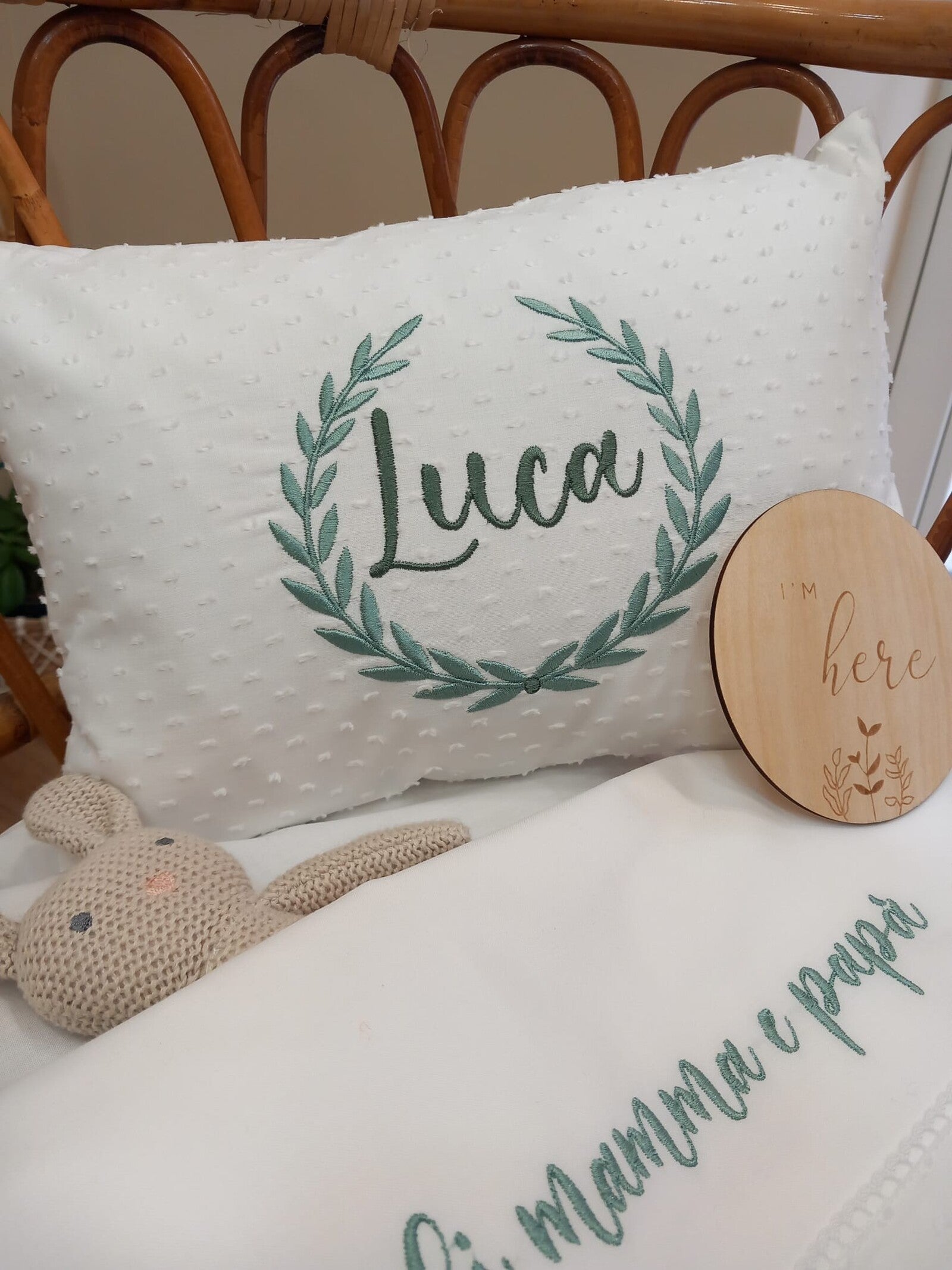 Cuscino decorativo in plumetis