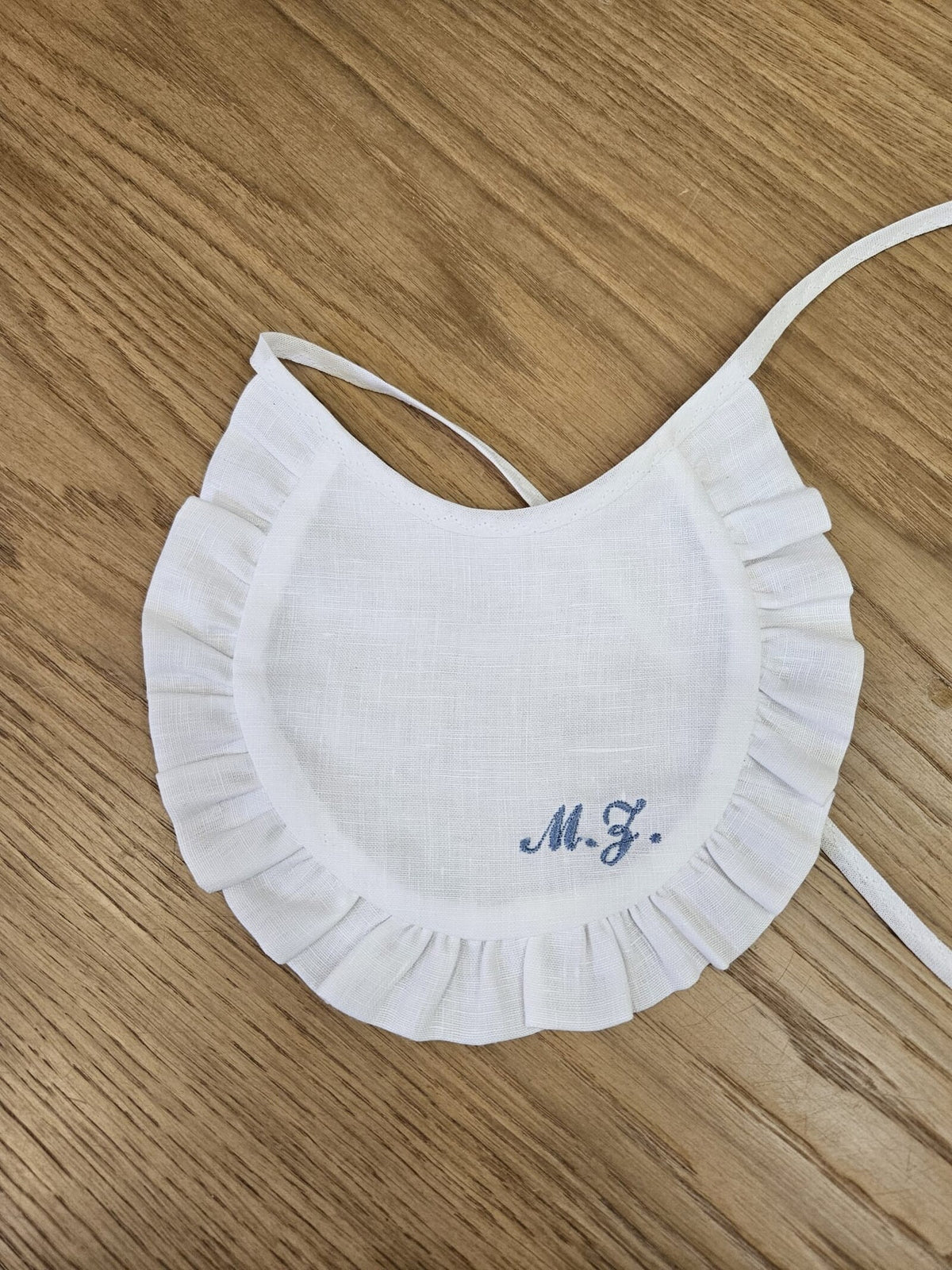 Bavaglino personalizzato con rouche