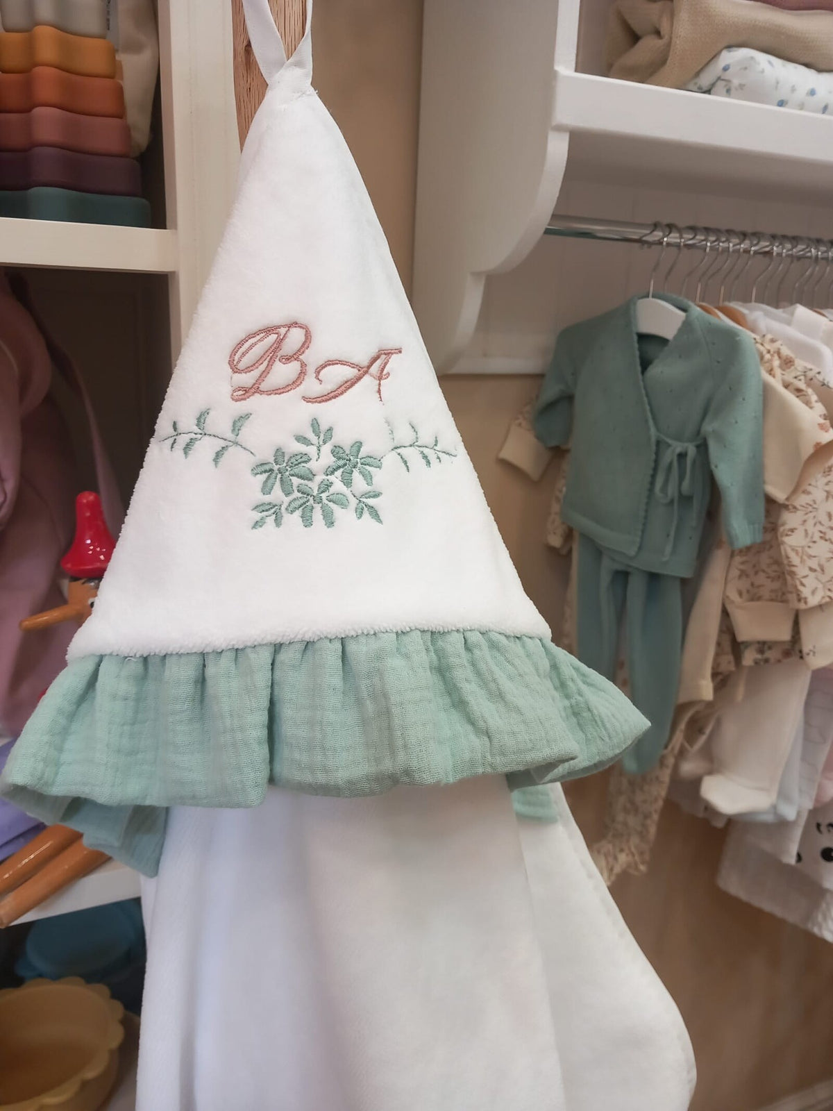 Accappatoio quadrato spugna di bamboo con rouche in mussola