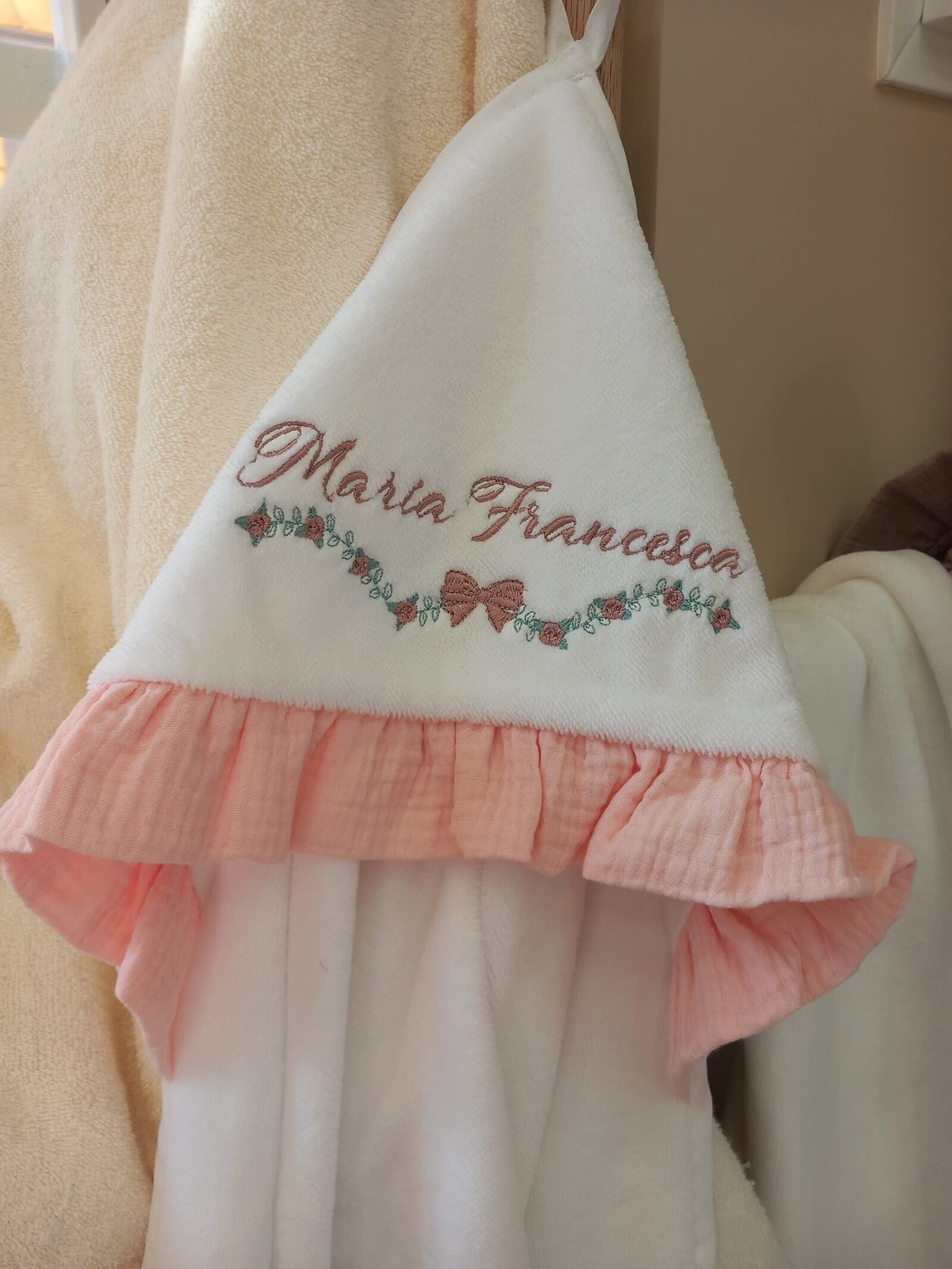 Accappatoio quadrato spugna di bamboo con rouche in mussola