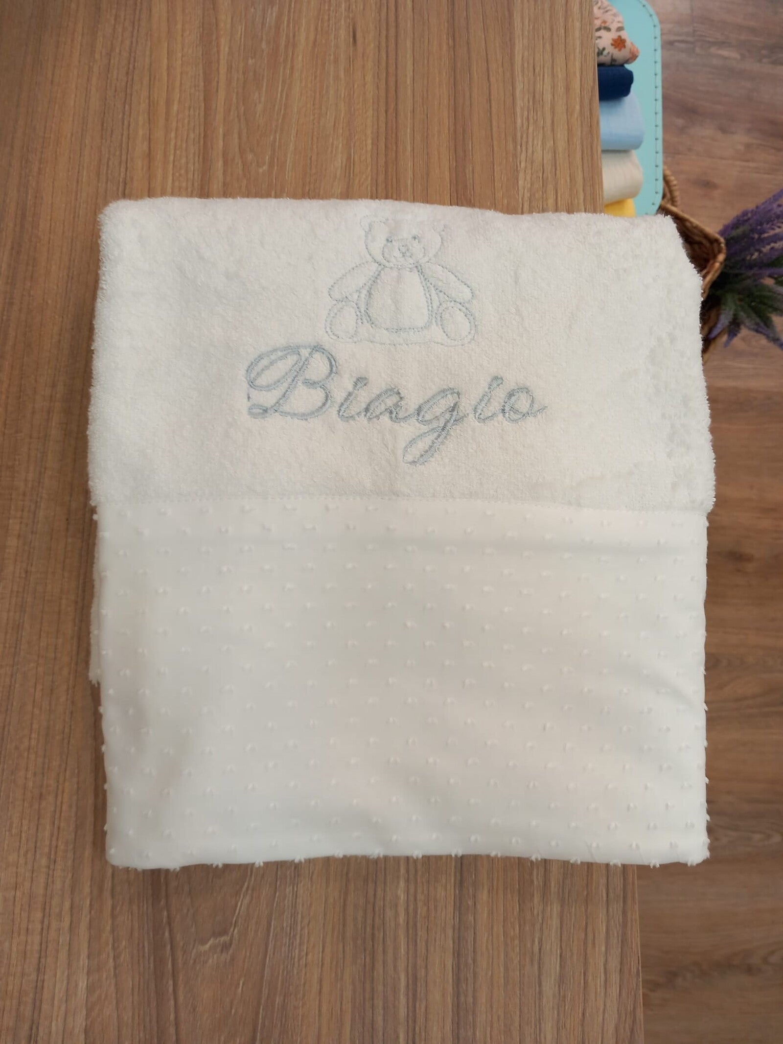 Telo bagnetto in spugna di cotone e plumetis