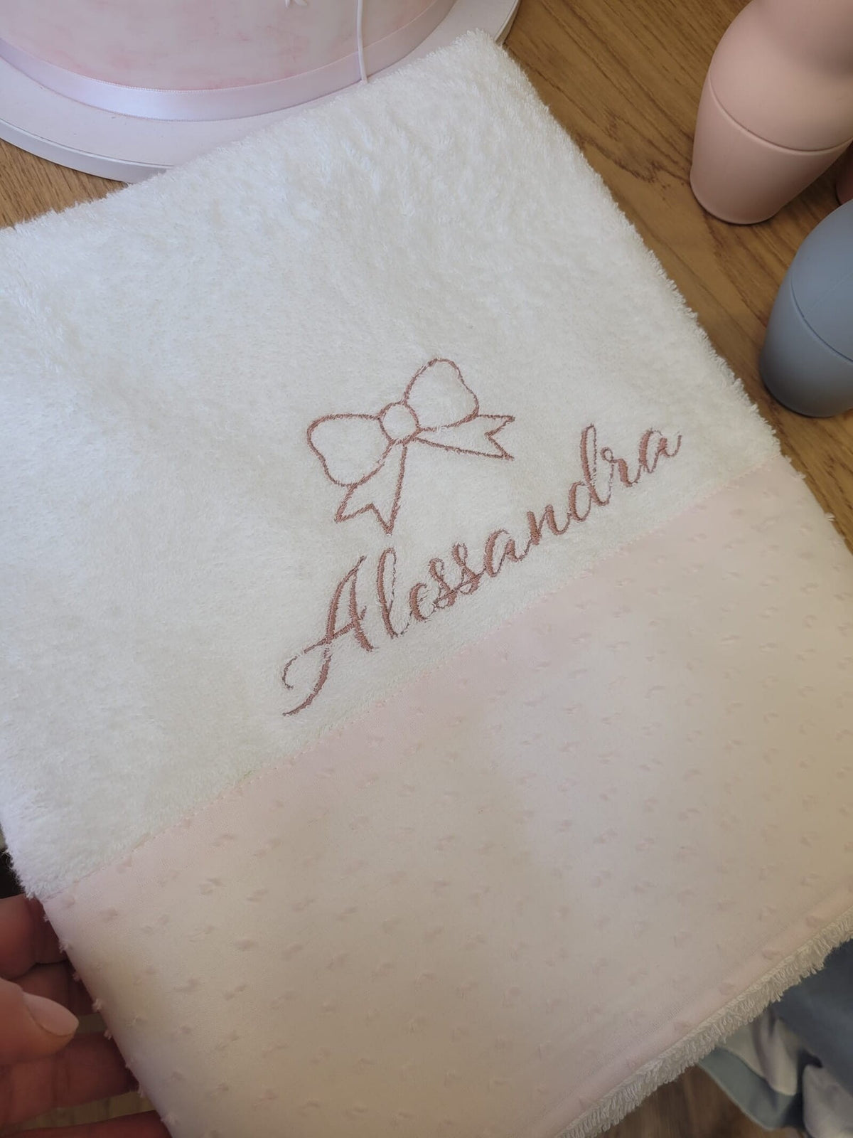 Telo bagnetto in spugna di cotone e plumetis