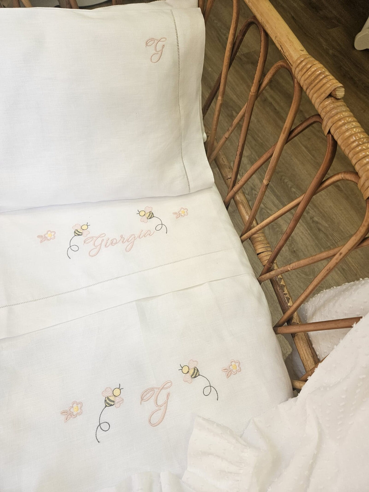 Coordinato per carrozzina in puro lino bianco