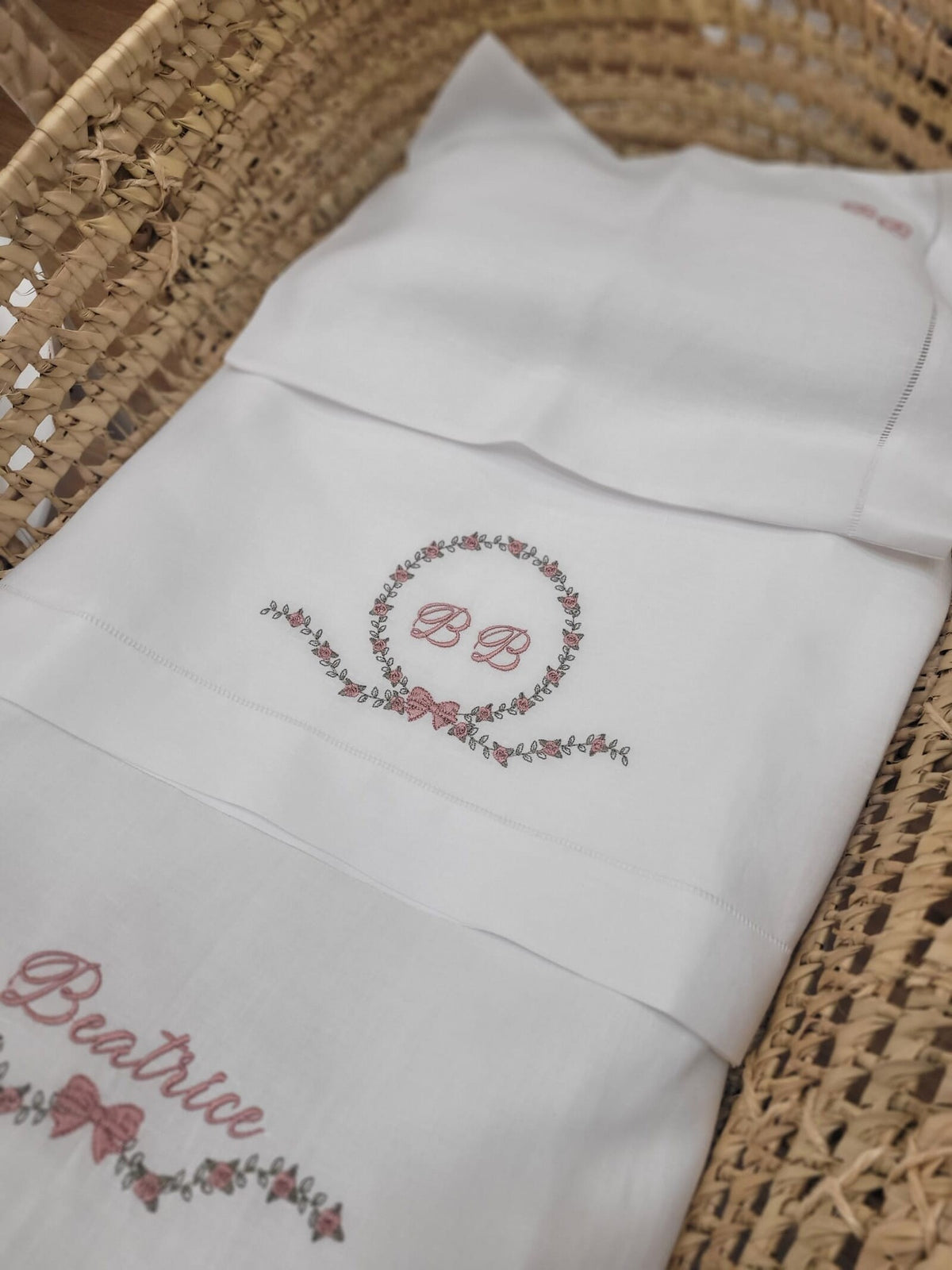 Coordinato per carrozzina in puro lino bianco