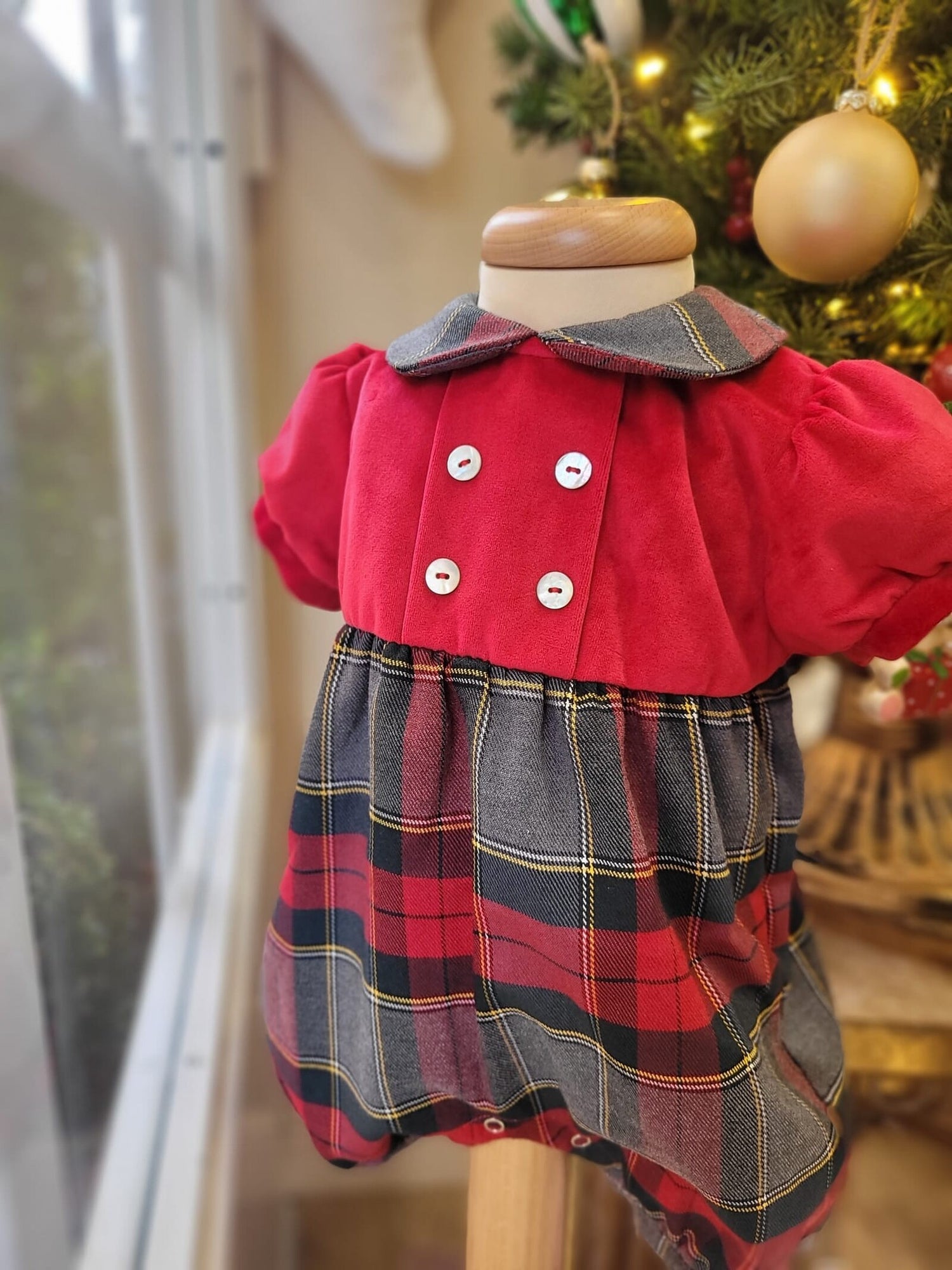 Pagliaccetto velluto e tartan rosso grigio