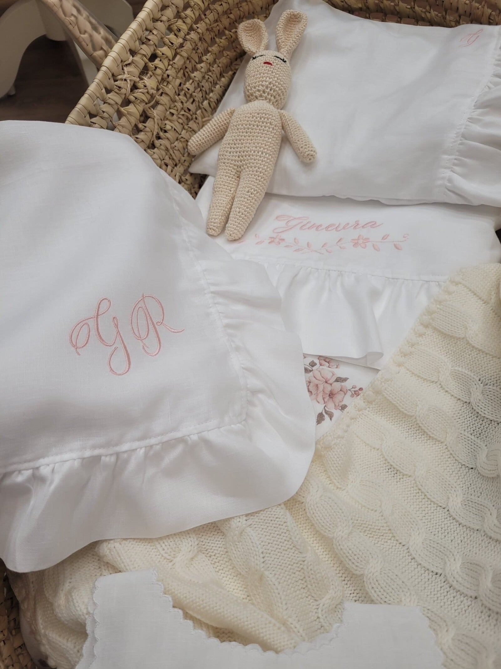 Quadrato in lino con rouche