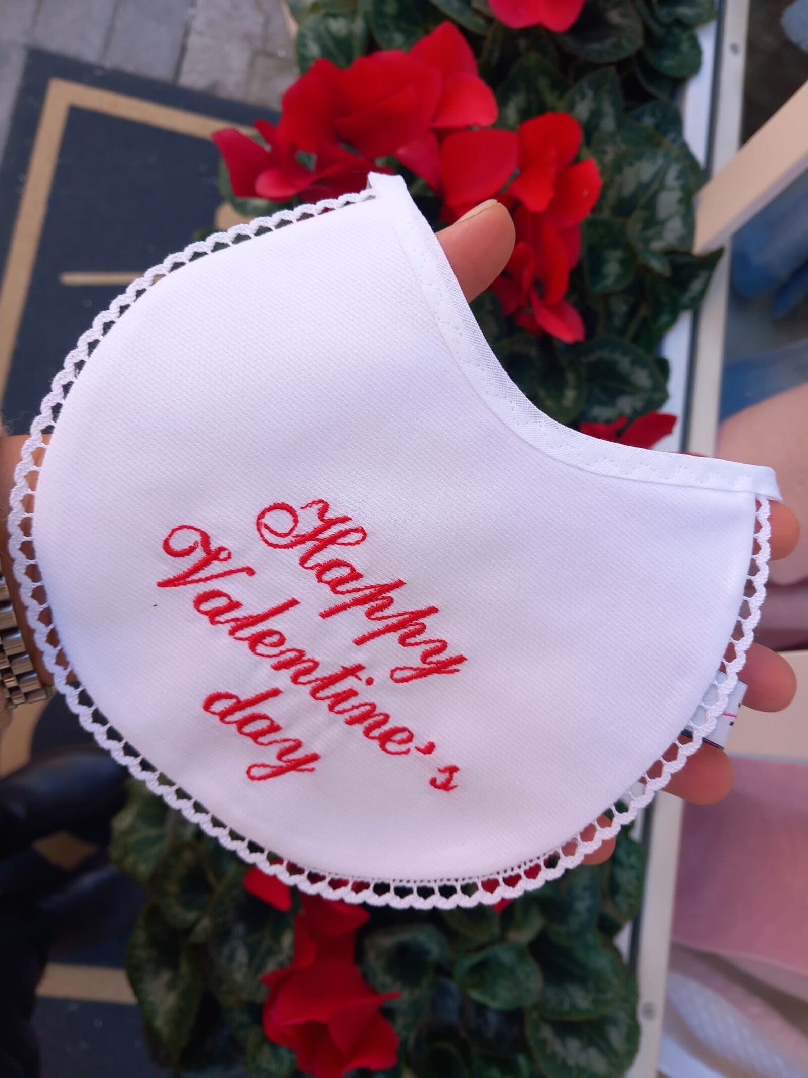 Bavaglino San Valentino con merlettino