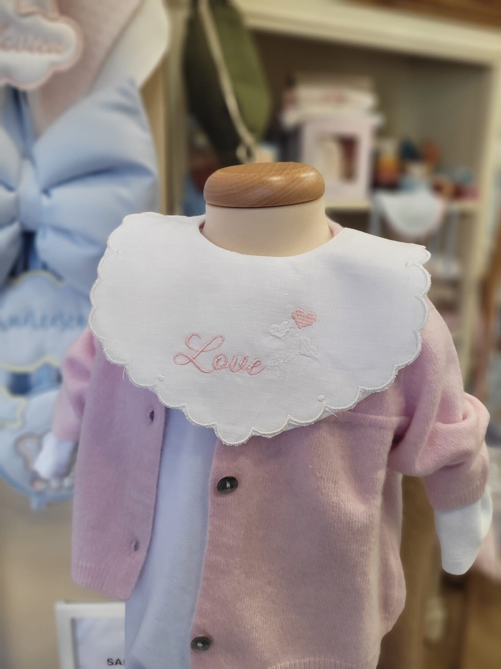 Bavaglino in lino bianco Love