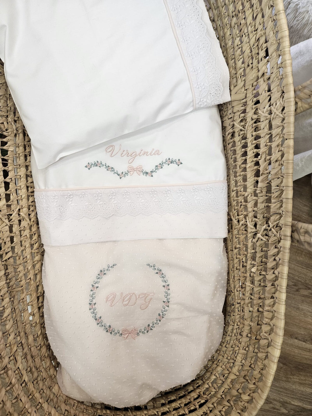 Copertina neonato in plumetis con rouche