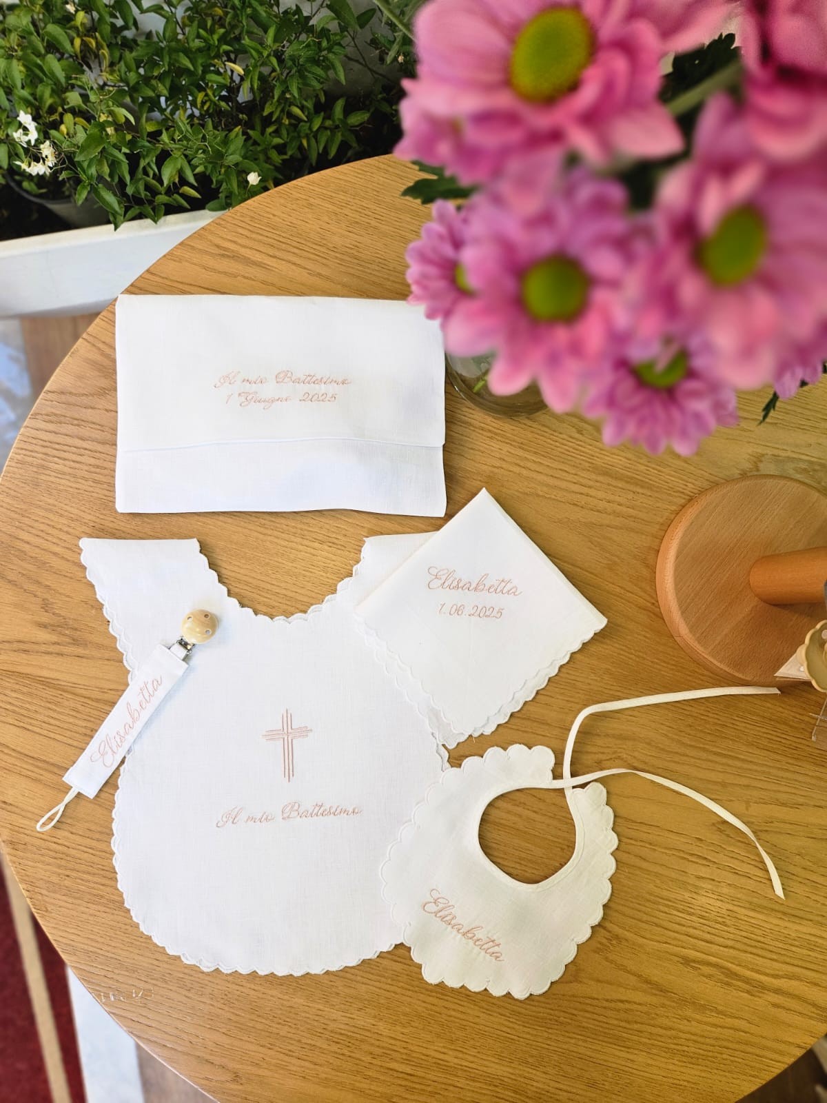 Coordinato Battesimo con smerlo in lino