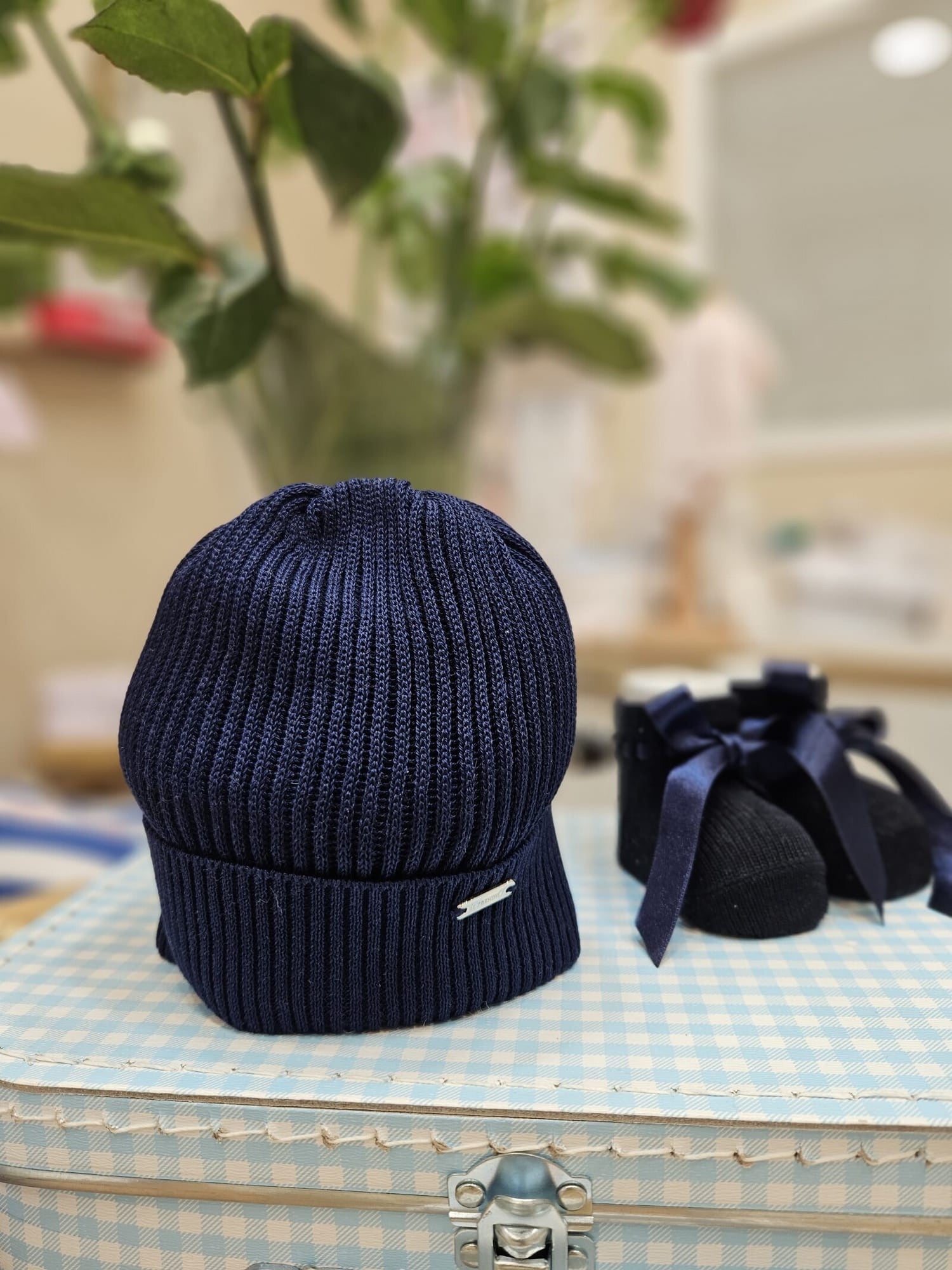 Cappellino neonato a costine in filo - Il Trenino