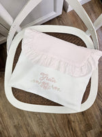 Busta nascita con pattina e rouche in plumetis