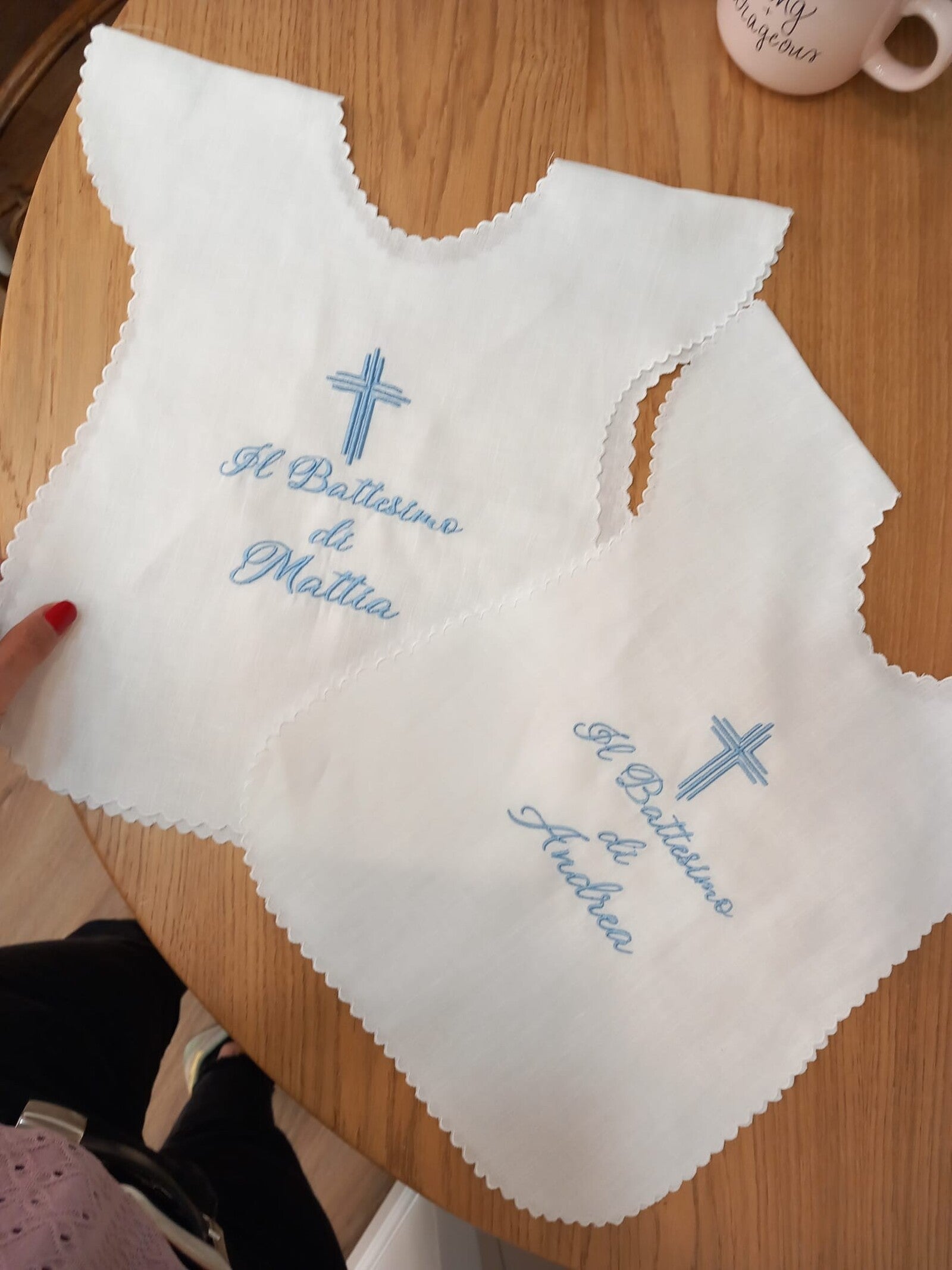 Camicino battesimale in lino con smerlo