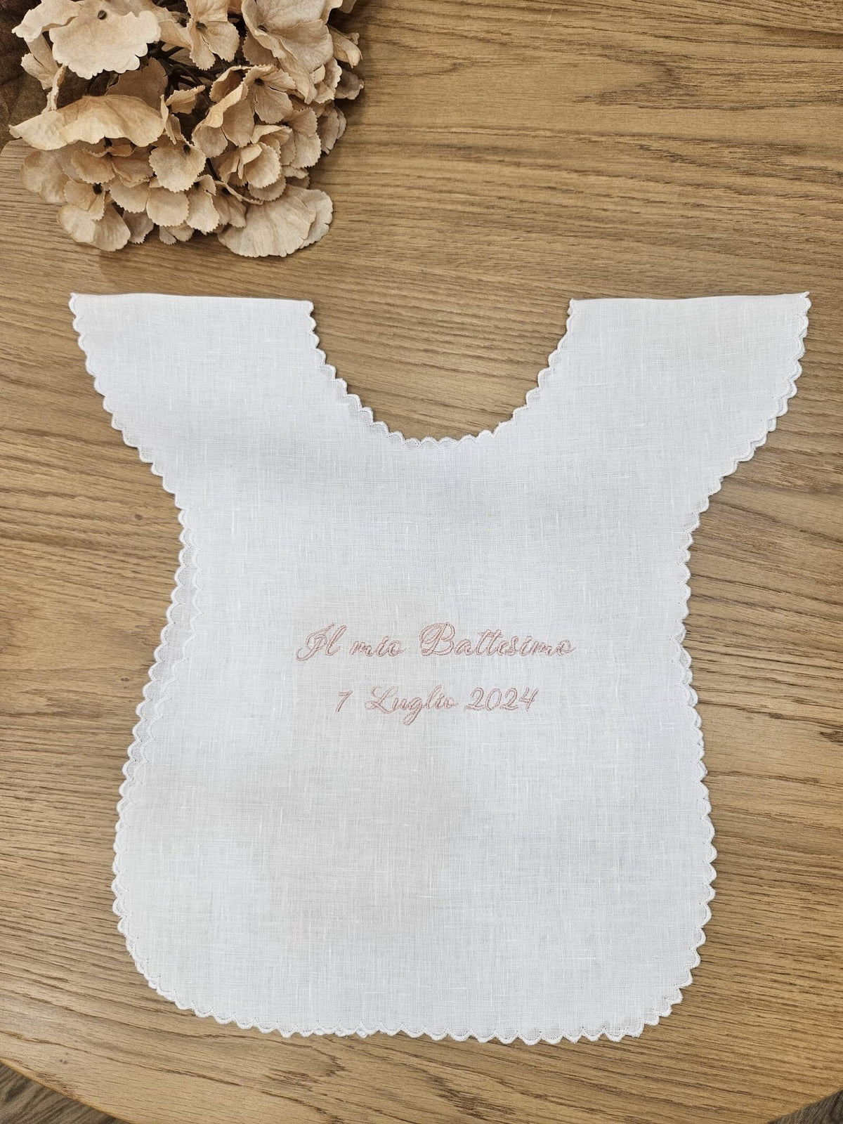Camicino battesimale in lino con smerlo