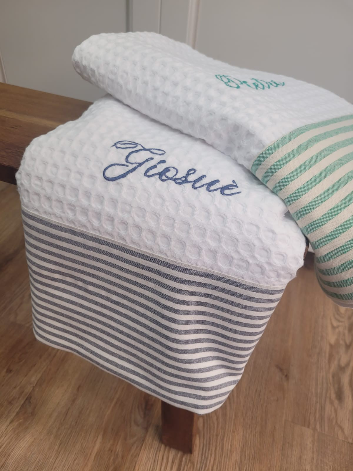 Telo Mare in cotone apone bianco con fascia a righe