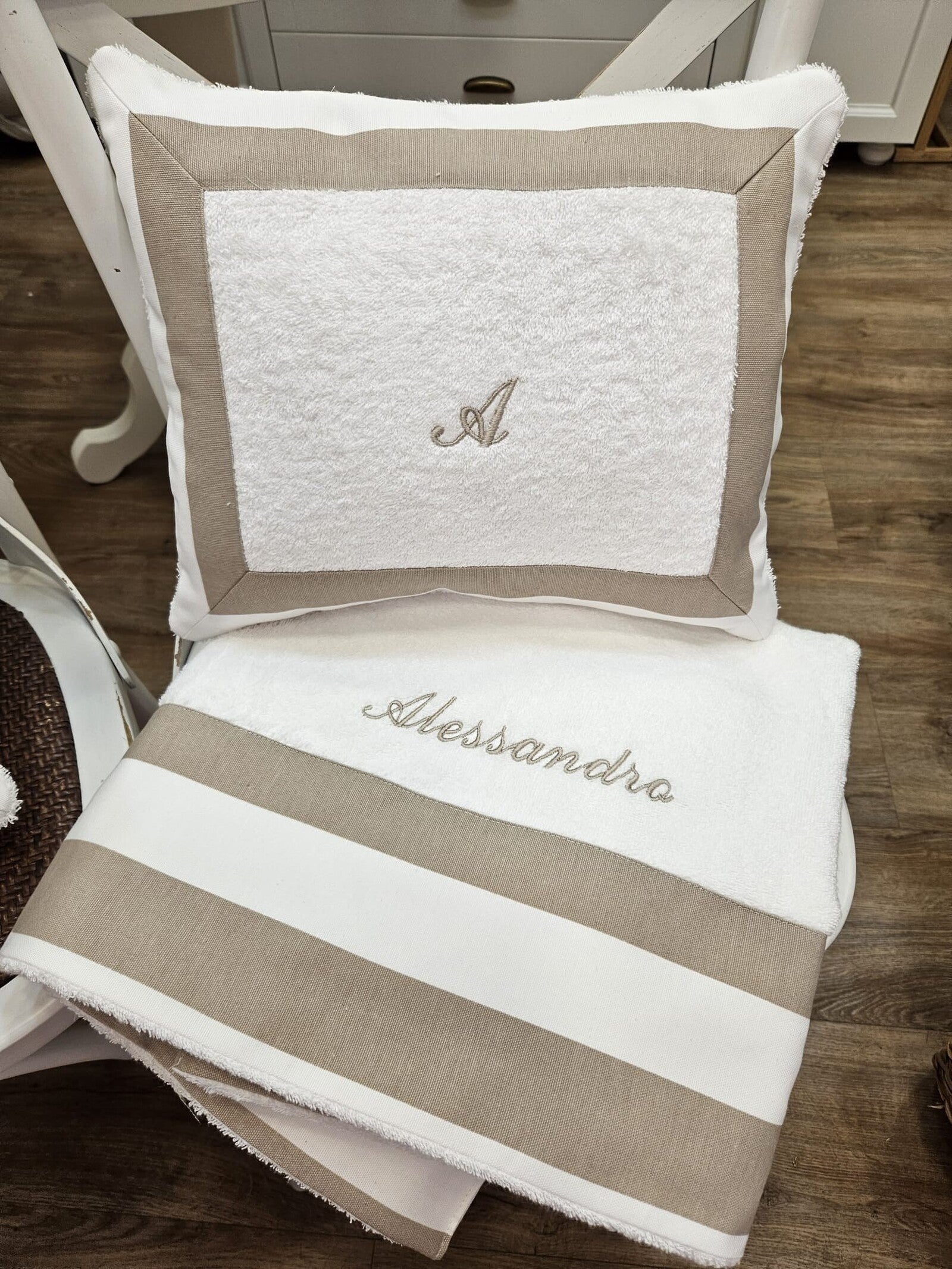 Telo e cuscino in spugna di cotone