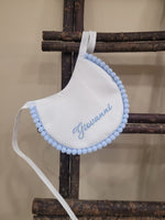 Bavaglino baby love con nome o iniziali e pon pon