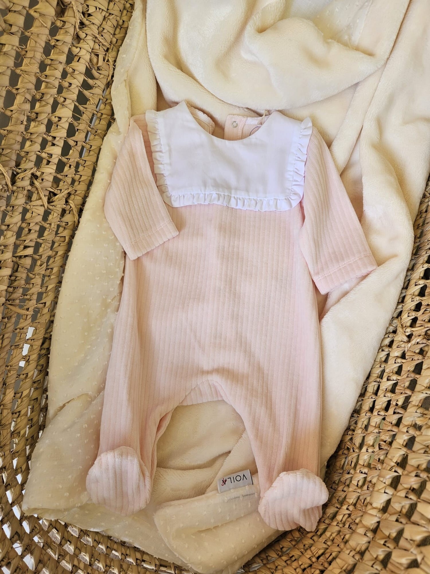 Tutina in jersey di velluto a coste larghe con pettorina colletto