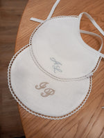 Coppia di Bavaglini Neonati in lino personalizzati