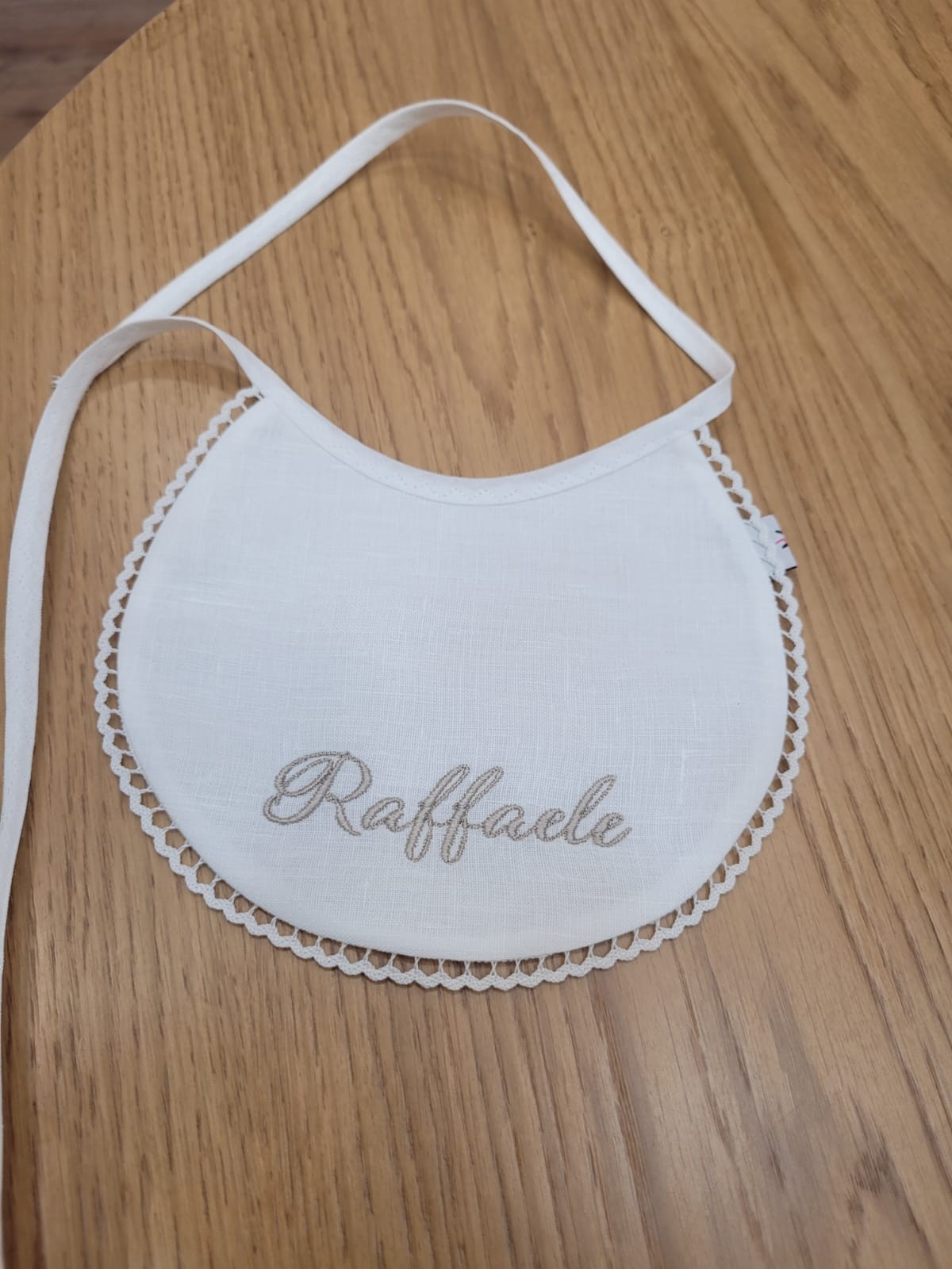 Coppia di Bavaglini Neonati in lino personalizzati