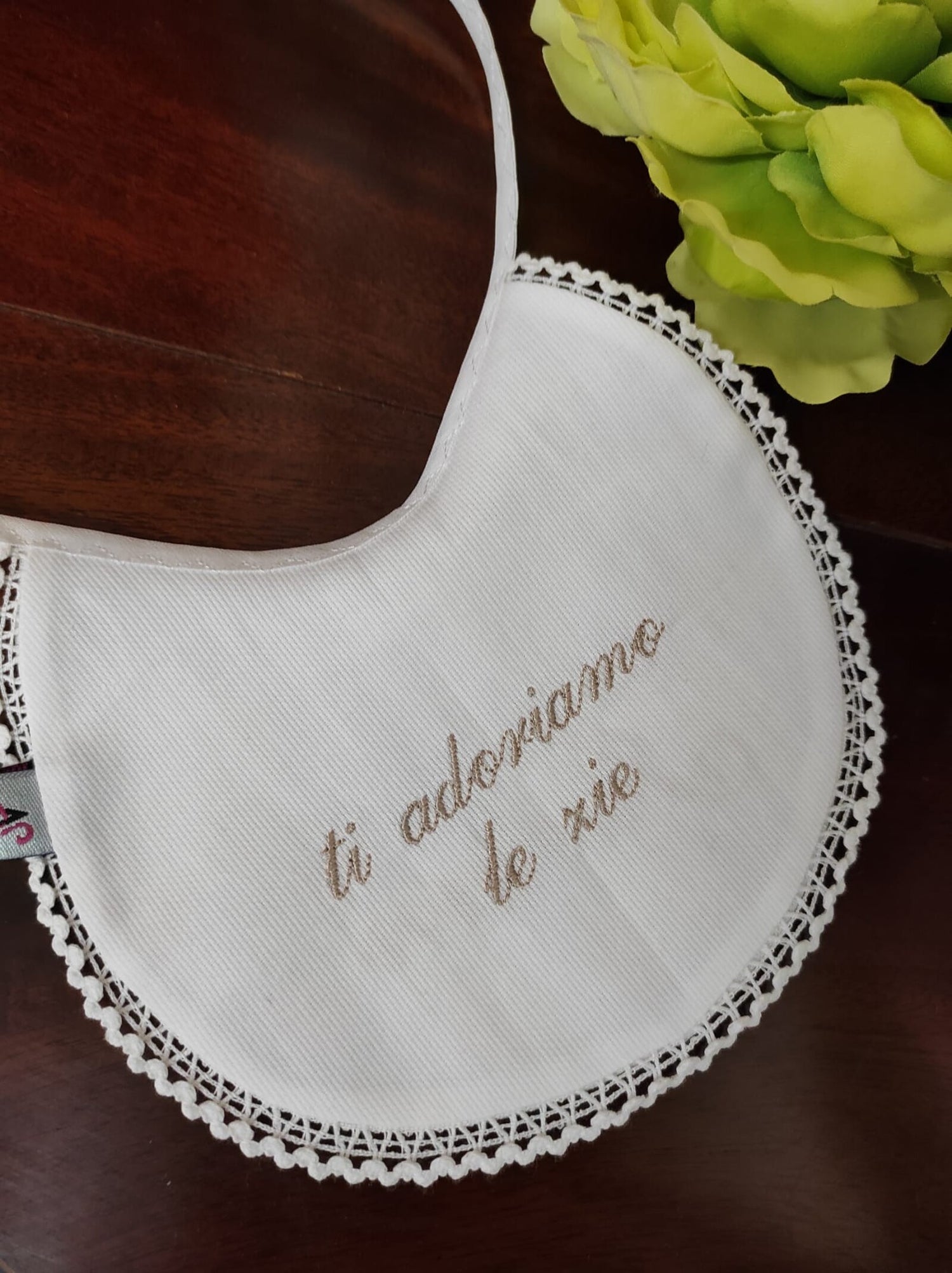 Bavaglino in lino con dedica