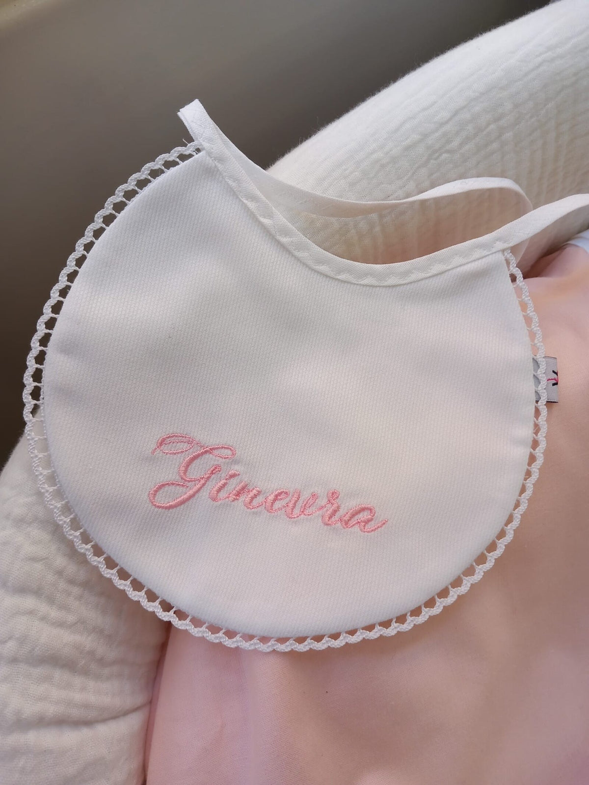 Bavaglino neonato in piquè di cotone personalizzato