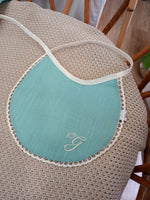 Bavaglino in lino con merlettino